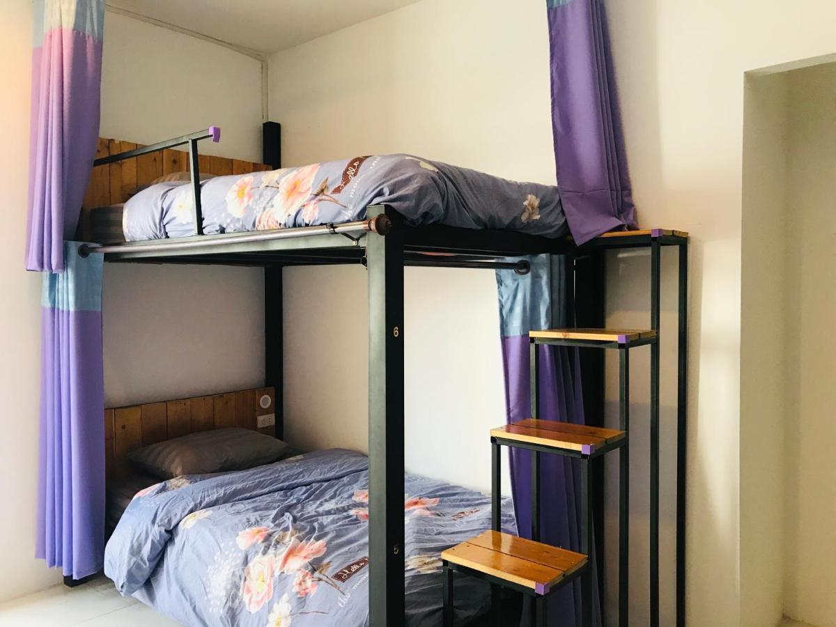 SupalakHouse Hostel Chiang Mai Bagian luar foto